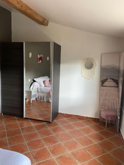 Gite A La Ferme Avec Jacuzzi Et Sauna Villefloure Екстер'єр фото