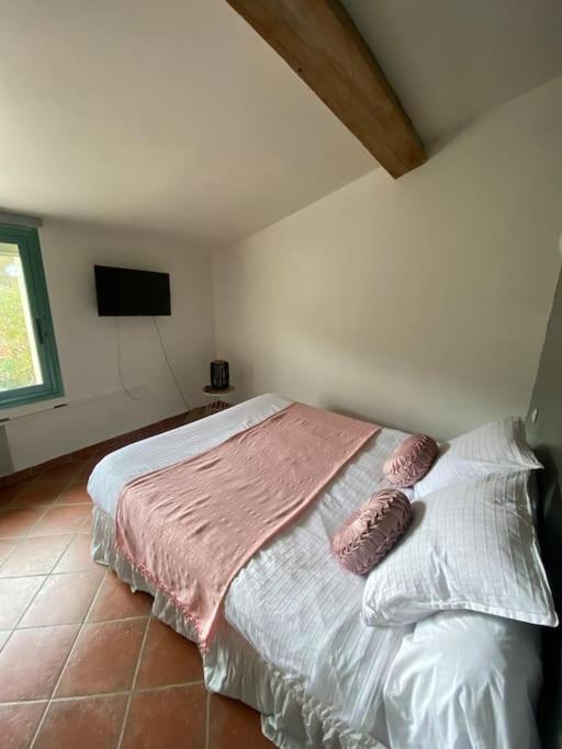 Gite A La Ferme Avec Jacuzzi Et Sauna Villefloure Екстер'єр фото