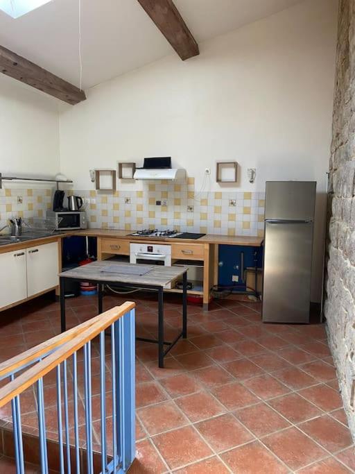 Gite A La Ferme Avec Jacuzzi Et Sauna Villefloure Екстер'єр фото